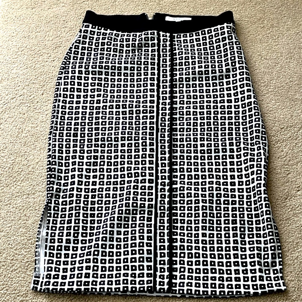 Cute Reed Skirt- Black and White size small